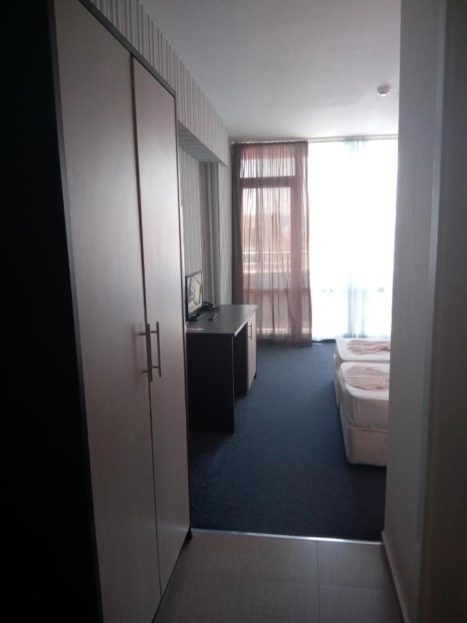 Sea View Triple S B Apartment เปาโมเรีย ภายนอก รูปภาพ