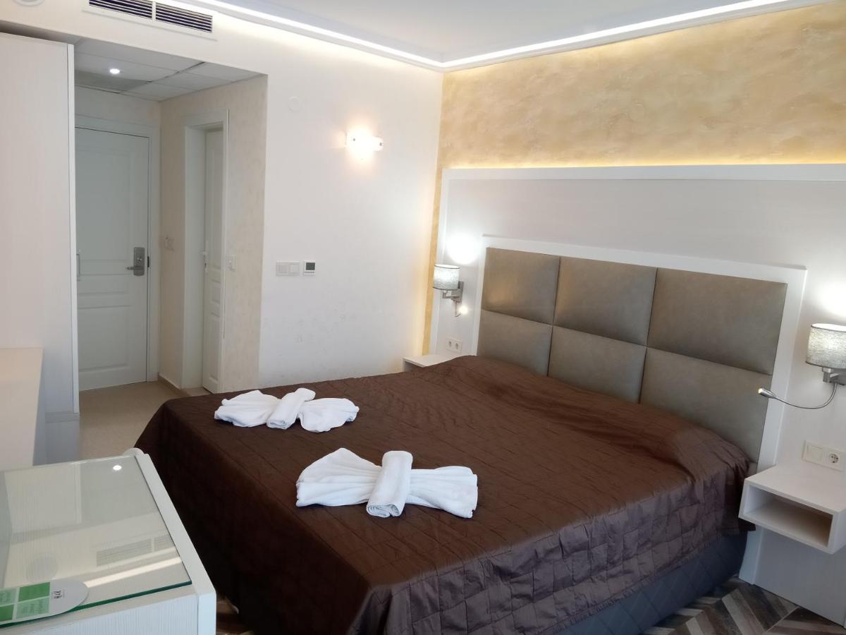 Sea View Triple S B Apartment เปาโมเรีย ภายนอก รูปภาพ