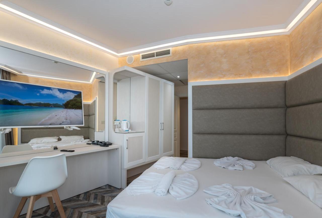 Sea View Triple S B Apartment เปาโมเรีย ภายนอก รูปภาพ