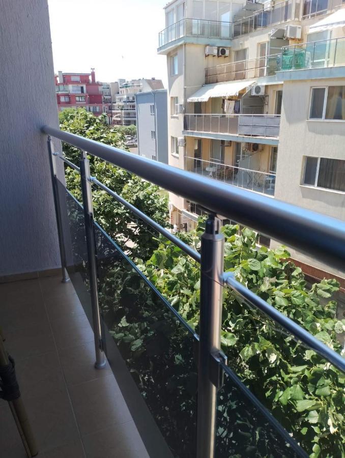 Sea View Triple S B Apartment เปาโมเรีย ภายนอก รูปภาพ